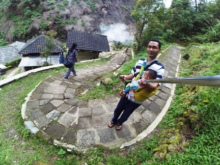 Candi Gedong Songo outbound training