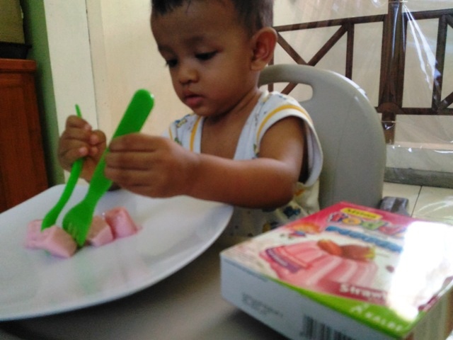 MP-ASI bayi belajar makan